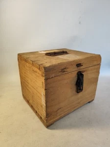 kleine Transportkiste Munition ? Küken Tier Fracht Holz Kiste Box alt um 1940 - Bild 1 von 5