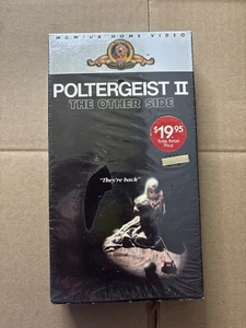 Poltergeist VHS 1987 MGM/UA Home Video M800165 Horror Classic 1982 Spielberg - Picture 1 of 6