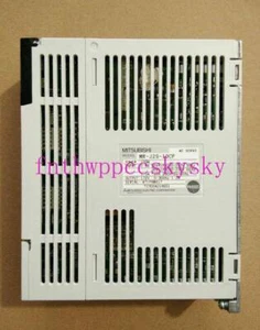 1 Stück Mitsubishi Servoantrieb MR-J2S-10CP gebraucht - Bild 1 von 4