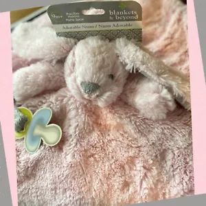 NWT “BLANKETS & BEYOND” Plush PINK/GRAY Bunny Rabbit Pacifier Holder SECURITY - Picture 1 of 6