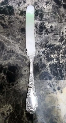 ANTIQUE c1895 ALDINE SILVERPLATED YOUTH KNIFE / BUTTER SPREADER 👨‍👧‍👦😋🧈  - Image 1 of 4