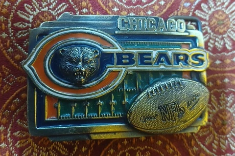 Chicago Bears NFL belt Buckle, Officially licensed, Great American Products,2000 Cover