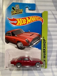 2015 HOT WHEELS ''HW WORKSHOP'' #245 = ASTON MARTIN 1963 DB5 = BURGUNDY   int - Picture 1 of 2