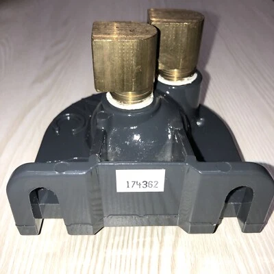 Remote Oil Filter Mounting Head  OMC Cobra  174362 - Image 1 of 4