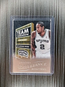 2012-13 Panini Brilliance Kawhi Leonard RC Team Tomorrow  #10 San Antonio Spurs - Bild 1 von 2