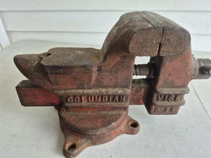 VINTAGE COLUMBIAN VISE NO.6  44,CLEEVELAND OHIO U.S.A. - Picture 1 of 4
