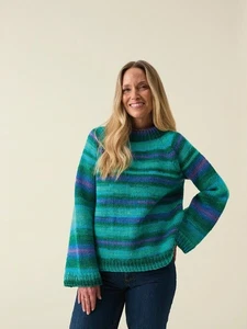Circular Raglan Sweater Knitting Pattern for Sirdar Hayfield Spirit Chunky 10857 - Picture 1 of 3
