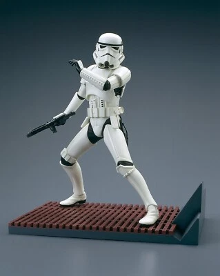 Estatua de vinilo 1/7 Star Wars Stormtrooper con cabeza de Luke Kotobukiya JC Foto 1 de 4