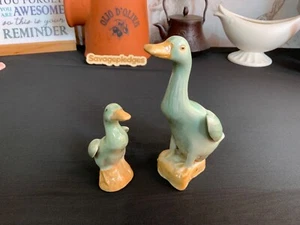 2 figuras chinas de pato/patito Celadón verde de porcelana - Imagen 1 de 8