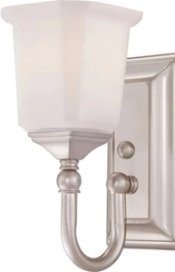 Quoizel NL8601BN 1-Light Nicholas Bath Light in Brushed Nickel - Picture 1 of 2