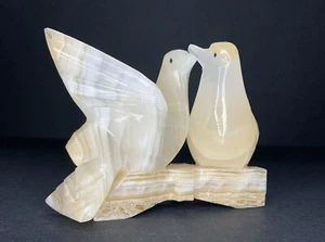 Hand Carved Onyx Lovebirds Doves Couple 5” X 3.5” White Stone Love Marriage Gift - Picture 1 of 10