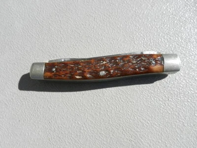 Antique Winchester USA 2877 2 Blade Muskrat Pocket Knife Bone Handles 4" Used - Image 1 of 4