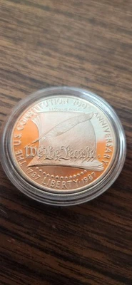 1987 S 200th Anniversary US Constitution We the People 90% Silver dollar - Image 1 of 2