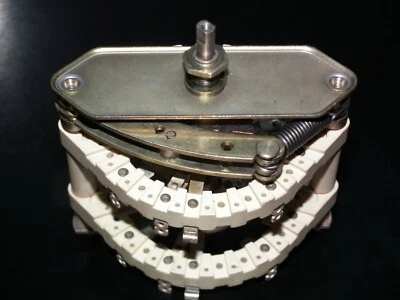 NOS KERAMIKSCHALTER DUAL SECTION 3 oder 9 POSITIONEN LINEAR VERSTÄRKER ANTENNEN TUNER - Bild 1 von 4