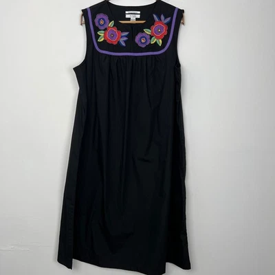 Vestido Go Softly Patio preto floral bordado sem mangas L resistente a rugas - Imagem 1 de 4