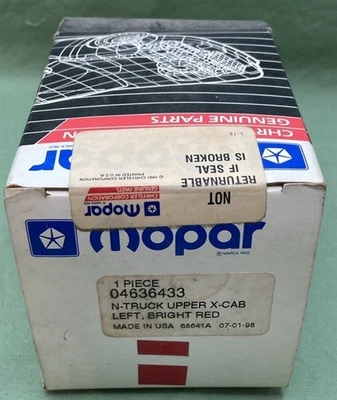 NUEVO GENUINO CHRYSLER 04636433 CINTA A RAYAS '91-'93 N-TRUCK UPR XCAB LH ROJO BRILLANTE Foto 1 de 3