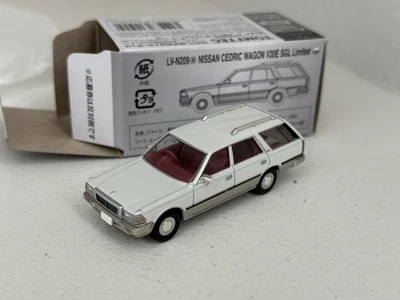 Tomica Limited винтажный 1:64 LV-N209a Nissan Cedric универсал V20E SGL ограниченный белый - Изображение 1 из 4
