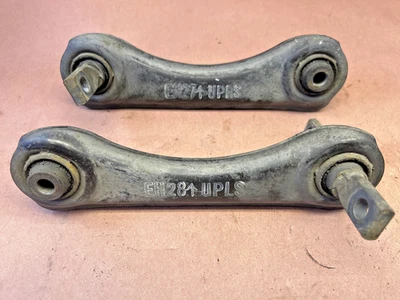 95 Acura Integra Rear Upper Control Arm UCA Assembly Pair Left Right Side 94-01 - Image 1 of 4