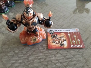 Skylander SWAP Force Blast Zone Figurine Activision 2013 With Card EC!! - Picture 1 of 3