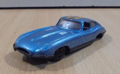 POLISTIL VTG JAGUAR XK E 4.2 LITRE DIECAST CAR 1:40 - Image 1 of 4