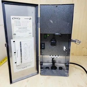 RXT-300-MV Focus Industries Landscape Lighting Transformer 300 Watt - Picture 1 of 17
