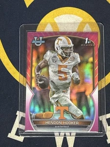 2022 Bowman University Chrome - Hendon Hooker #21 Pink Refractor (RC) - Picture 1 of 2