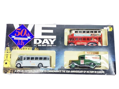 LLEDO VE Day Diecast  Set #VE 1003 - Made In England AEC- Clubmobile-News Van - Image 1 of 3