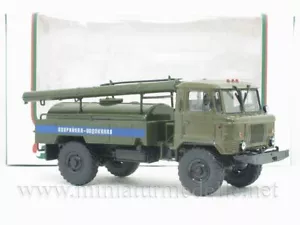 1:43 GAZ 66 autocisterna AC 30 DDR militare russo tanker russa camion militare - Foto 1 di 3