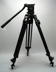 Libec T68 65mm Lightweight Aluminum Professional Camera Tripod with H22 DV Head - Picture 1 of 7