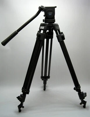 Libec T68 65mm Lightweight Aluminum Professional Camera Tripod with H22 DV Head - Image 1 of 4