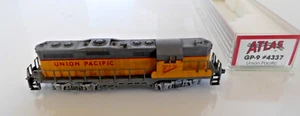 (T 1) Atlas Spur N GP-9 Dieselmotor Union Pacific 4337 (33) - Bild 1 von 2