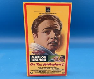 ON THE WATERFRONT Marlon Brando Lee J. Cobb VHS 1954 NICE Fast Free Shipping! - Picture 1 of 8
