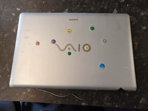 SONY VAIO PCG-71313M - TOP LID / LCD REAR COVER - B490 - Picture 1 of 2