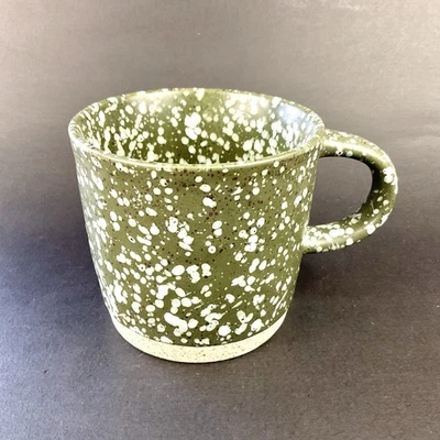 ROBERT GORDON Australian Pottery Speckled Green Coffee Tea Mug - image 1 of 4