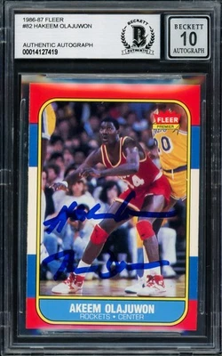 Hakeem Olajuwon Auto 1986-87 Fleer RC 82 Rockets Auto GM 10 "The Dream" Beckett - Image 1 of 2