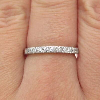 Anillo de plata de ley 925 corte redondo C Z media eternidad banda apilable talla 7 Foto 1 de 4