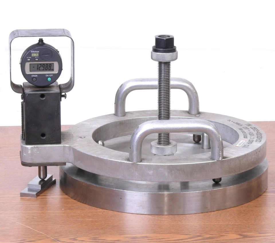 Medidor de profundidad de diámetro desplazado digital FEG de 0,467" a 0,5437" (11,867 a 13,809 mm) Rango Foto 1 de 4