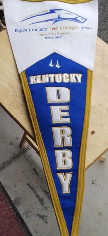 Kentucky Derby Pennant run for the ROSES MAY 1, 2000 HORSE RACING Cover