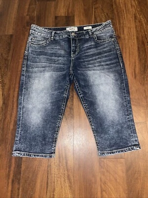 Pantalones de mezclilla capri Daytrip Virgo elásticos para mujer 36 azules desgastados brillantes entrepierna de 18” Foto 1 de 4