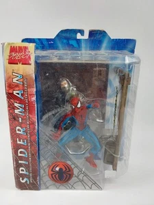 Diamond Select Marvel Comics ULTIMATE SPIDER-MAN Collector Action Figure  - Picture 1 of 7