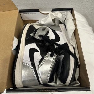 Jordan 1 High TD Toddler 10c - Picture 1 of 8