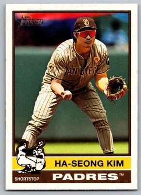 2025 Topps Heritage Ha-Seong Kim San Diego Padres #272 - Image 1 of 2