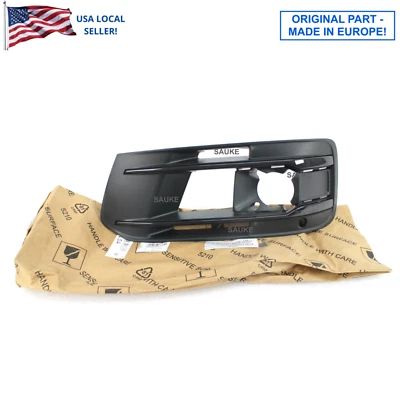 OEM front bumper Left driver side grille insert black with radar for 2016- 19 Q7 - Image 1 of 4