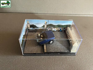 Voiture miniature Renault 11 Taxi A View To A Kill James Bond 007 1/43