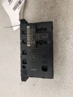 Mercedes-Benz 2002 2007 - C230 C320 - LF  Door Module - 2038201585 - Image 1 of 4
