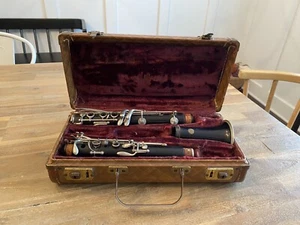Vintage C.G Conn 444N Bb Professional Jazz Clarinet With Case For Parts Repair - Picture 1 of 20