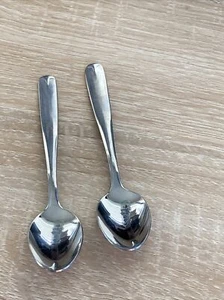Juego de 2 cucharas de primera clase AMERICAN AIRLINES de colección hechas en Corea - Imagen 1 de 4