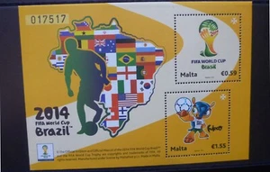 MALTA 2014 Copa Mundial de Fútbol FIFA - Brasil Mini hoja estampillas como nuevas - Imagen 1 de 1