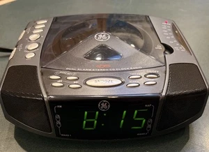 GE 7-4897A CD Player Dual Alarm Clock AM/FM Radio Tested And Works Read Descript - Picture 1 of 7