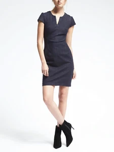 BANANA REPUBLIC DENIM ANGLED SEAM DRESS, SIZE 0, $128.00 NWT #585263* - Picture 1 of 2